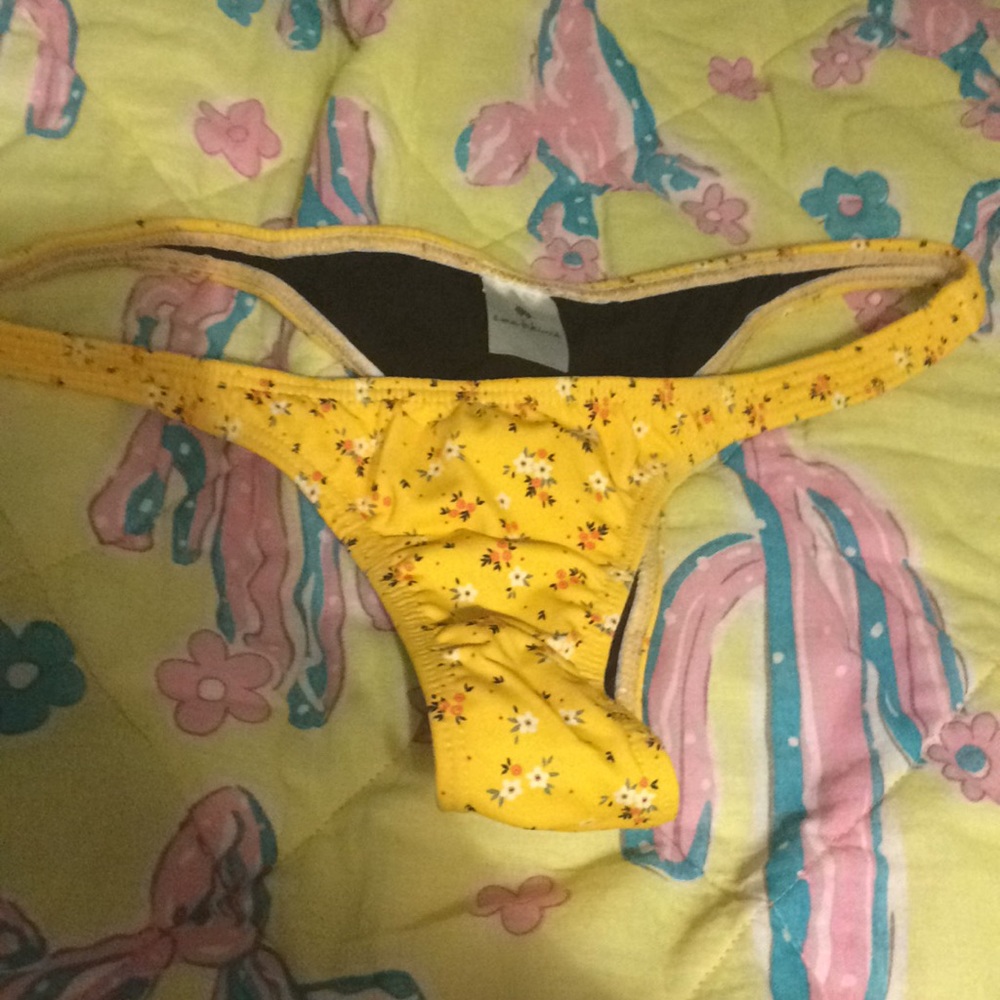 Ama Bikini Yellow Daisy Saukana Bottoms